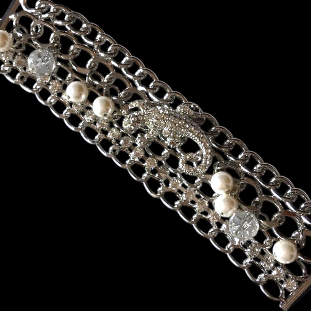 Rhinestone Lizard curb chain statement bracelet - Picture 7 of 9